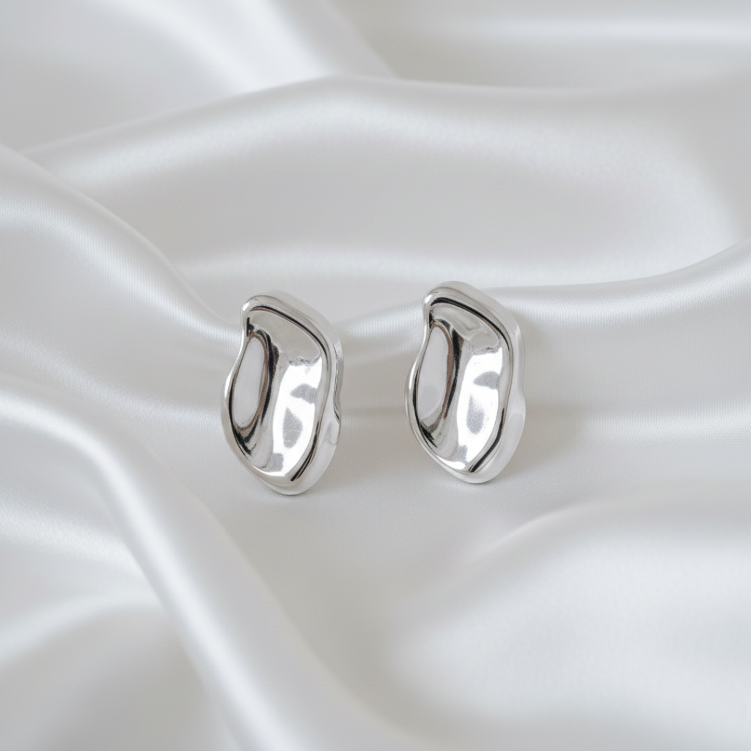 Brinco Martelado Geométrico Leve e Antialérgico