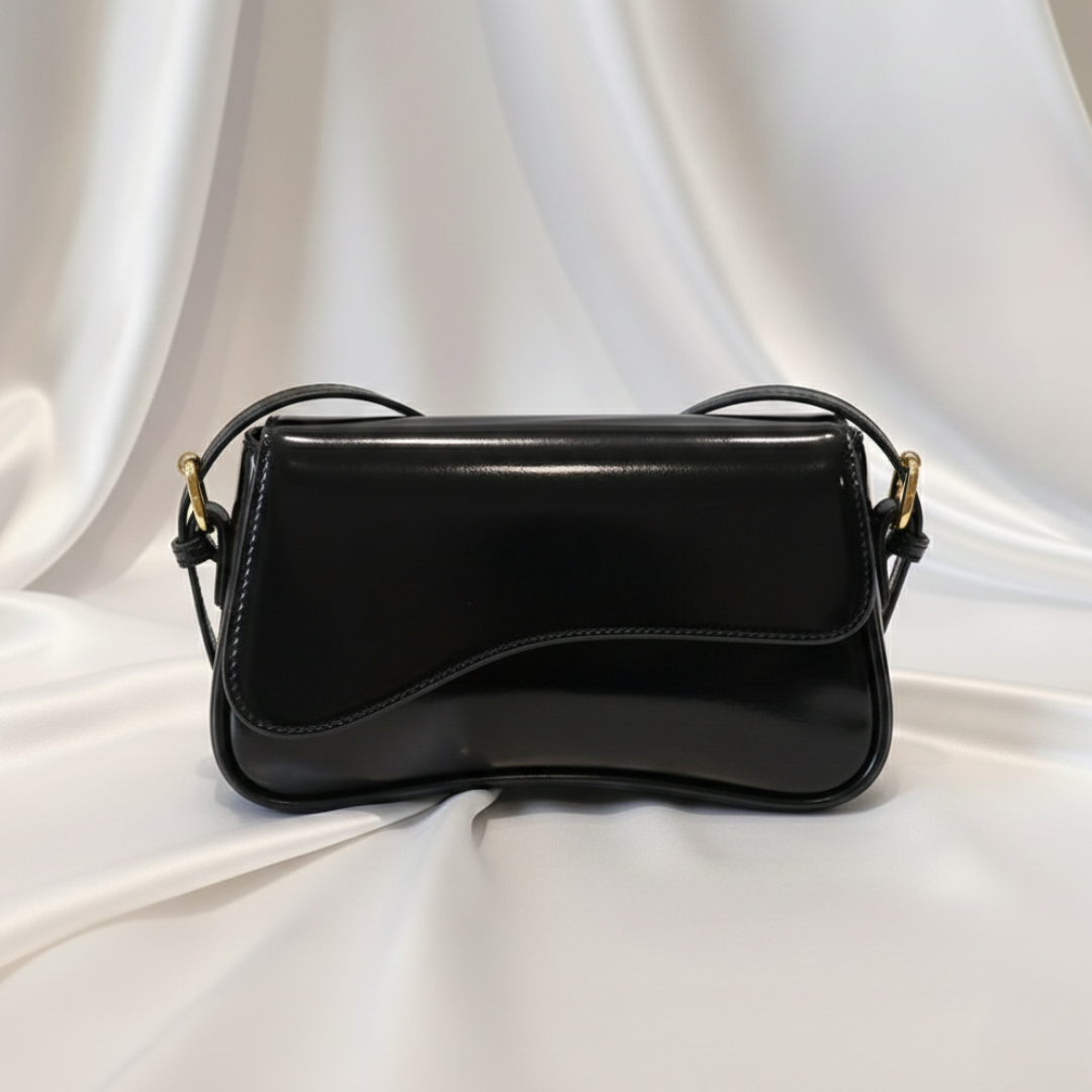 Bolsa Feminina Verniz Alça Ajustável Compacta