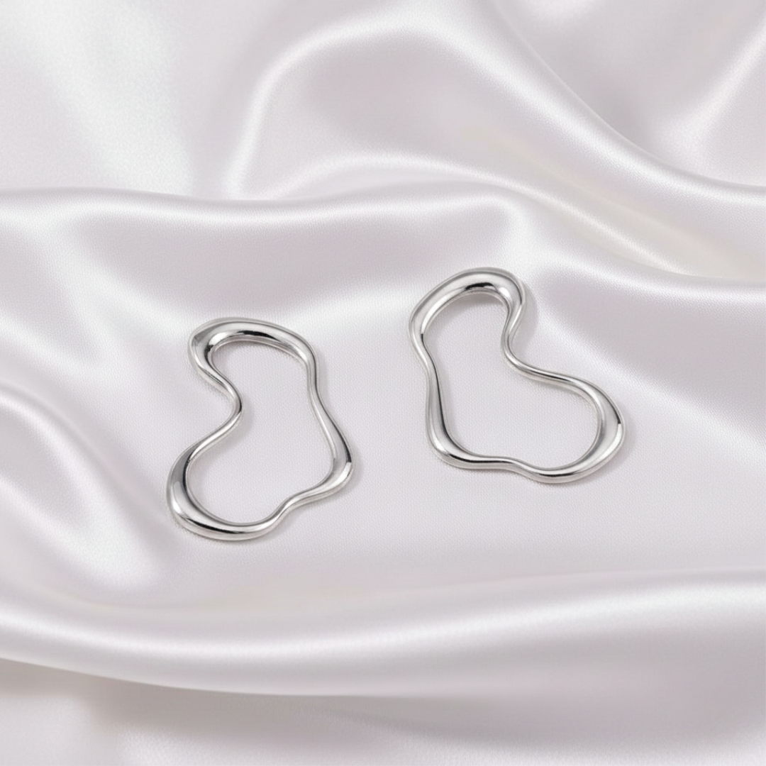 Brinco Orgânico Coração Minimalista